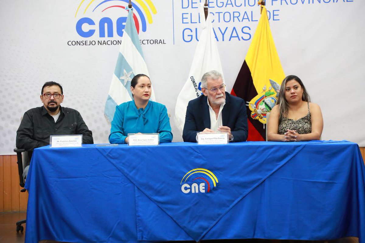 CNEGuayas's tweet photo. #Elecciones2027Ec 🗳️

📌 En #Guayas se desarrolla una capacitación sobre democracia interna, inscripción de candidaturas y alianzas electorales.

La directora @rositapiaec dio la bienvenida a los delegados de @CNE_LosRios, @CNE_StaElena, @CNEGalapagos y @CNE_ElOro. ✔️ https://t.co/ZKUWMoPhMJ
