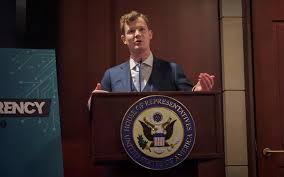 luisguadarismo's tweet photo. ⚛️⚛️⚛️El nuevo presidente de la Fed es el señor Warsh.
 (W)arsh es (M)arsh invertido.  Un ritual de ensalada de palabras para 
preparar las mentes para: (Marsh)all Hayner (Marsh)all Law Encerramientos.
Medidas duras.  
Programación predictiva: la simulación continúa... etc.⚛️⚛️⚛️