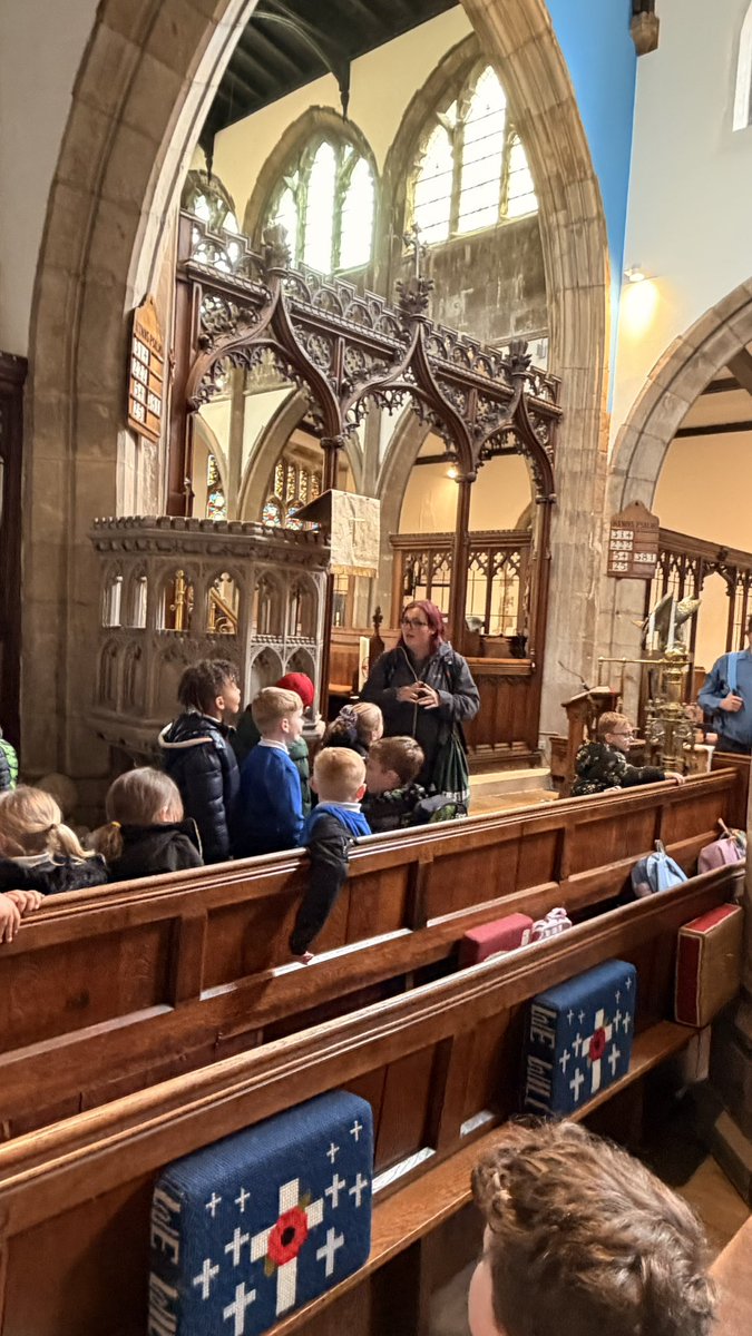 DeltaCraven's tweet photo. Year 2 church visit. We loved looking at all the features ⛪️ https://t.co/8Pq5gqb1w0