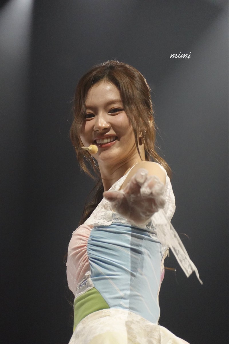 260517 #SANA #サナ #사나 THIS IS FOR IN PARIS #THISISFOR_PARIS