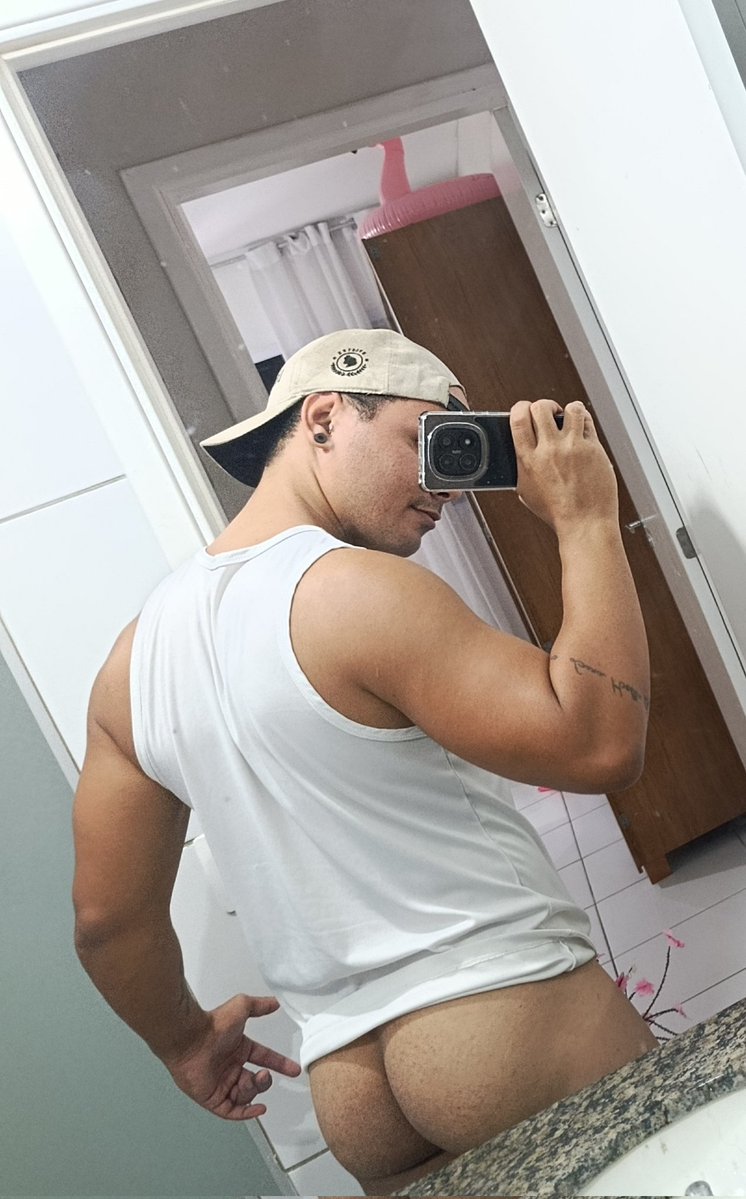 🦂 tweet media