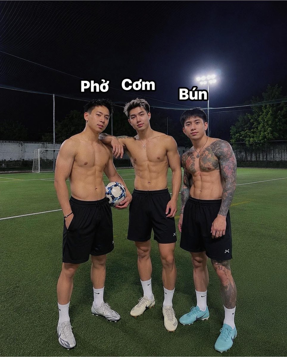 Bảo vy (✱,✱) tweet media