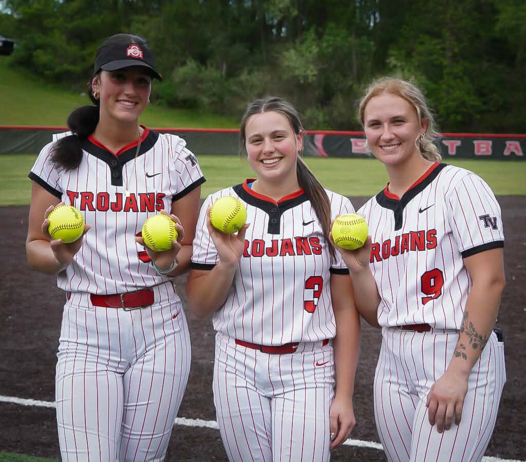 BrennenReichman's tweet photo. Good night at the field for our 1st tourney game! We broke the single season team HR record (33), I hit 700 career Ks, 100 career hits, and tied the school single season HR record (11)! @OhioStateSB @Coach2K_OSU @CoachCourtOSU @Coach_mcGuem @KarliSpaid @UnityTJ2027 @TVTrojansSB https://t.co/kRcy2MkJop