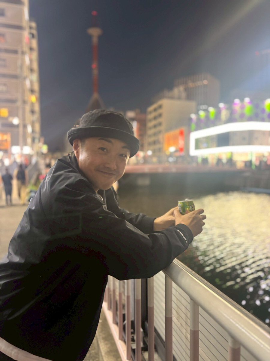 drill_manjuu's tweet photo. 【盤石】

おはようございます！
今日も暑くなりそうですね

先週は本チラシの準備や調整、稽古場の調整、そして美術の打ち合わせ、衣装の試着なども行いまして、いよいよ体制が整った感じです

ワクワクが溢れて止まりません
うひょ〜！

情報解禁も間も無く！

嗚呼、もう、乞うご期待下さい！！ https://t.co/kOASiupwfY