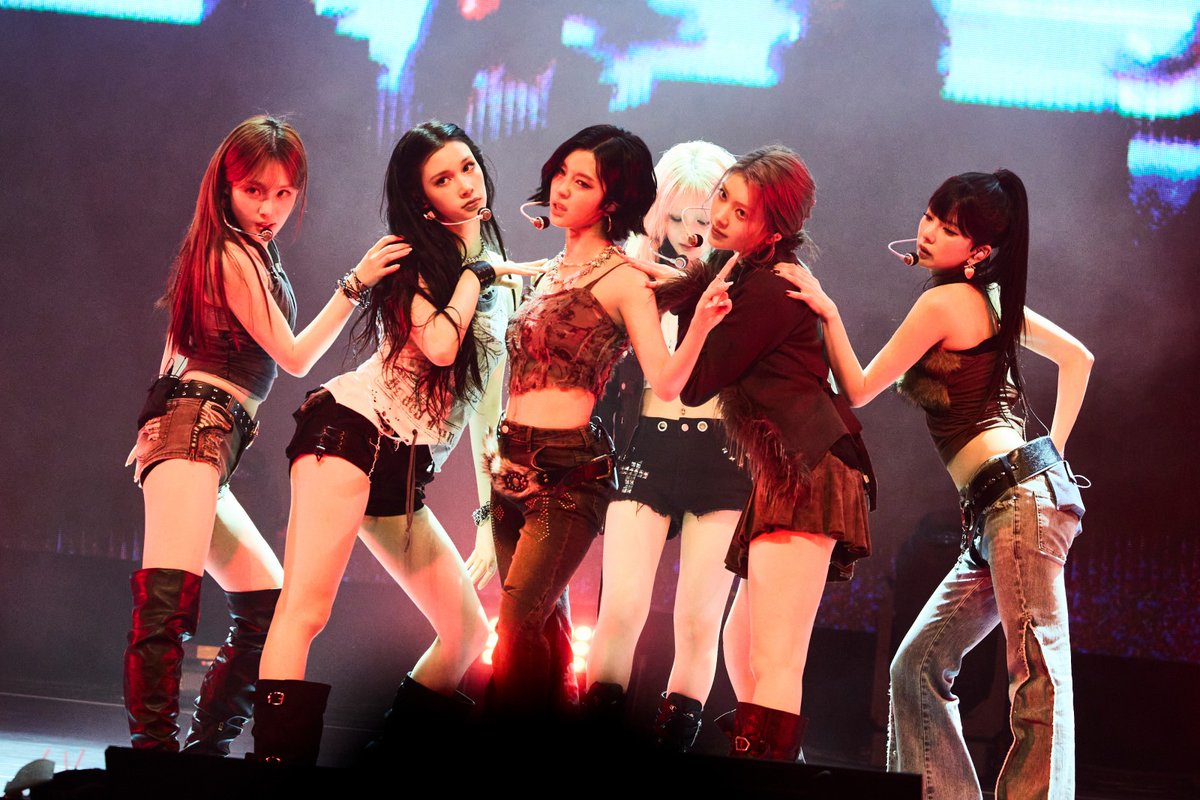 kbsworld_enter's tweet photo. 케플러(Kep1er),
日 두 번째 팬미팅 ‘Kep1arcade’ 완벽 성료!
“팬들의 응원에 보답하기 위해 앞으로도 최고의 무대를 선보이겠다” 따뜻한 소감 전해!
다채로운 코너부터 라이브 퍼포먼스까지 현장 열기 최고조!
국내외 다양한 활동 속 강렬한 존재감!

[사진 제공: 클렙]

#케플러 #Kep1er #ケプラー https://t.co/U4P3Xk2Gn6