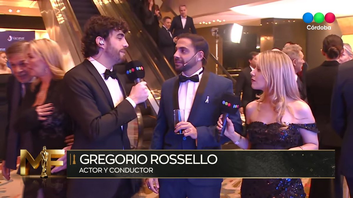 shepstargirl's tweet photo. con grego #UlisesEnLosMF https://t.co/y5Noo0uXMi