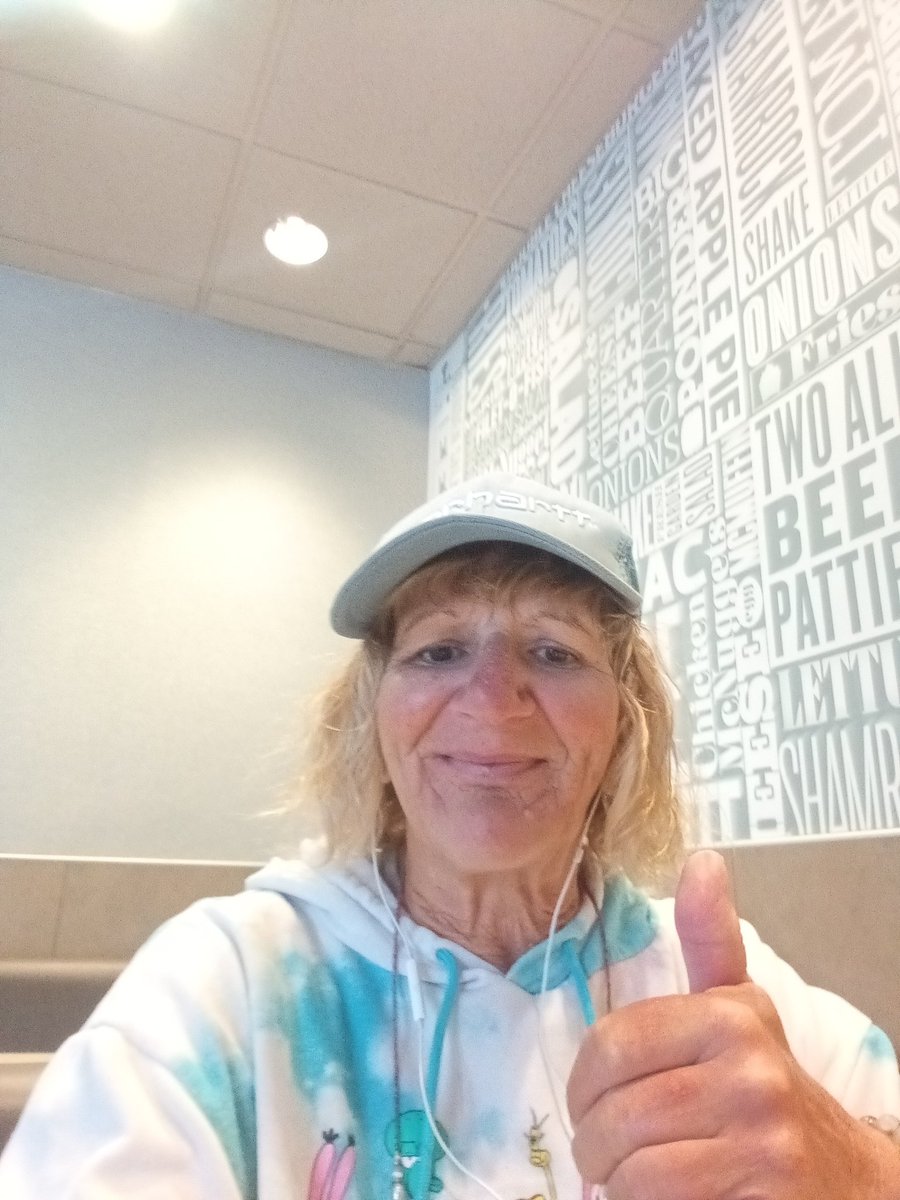 AprilSinclair67 tweet picture