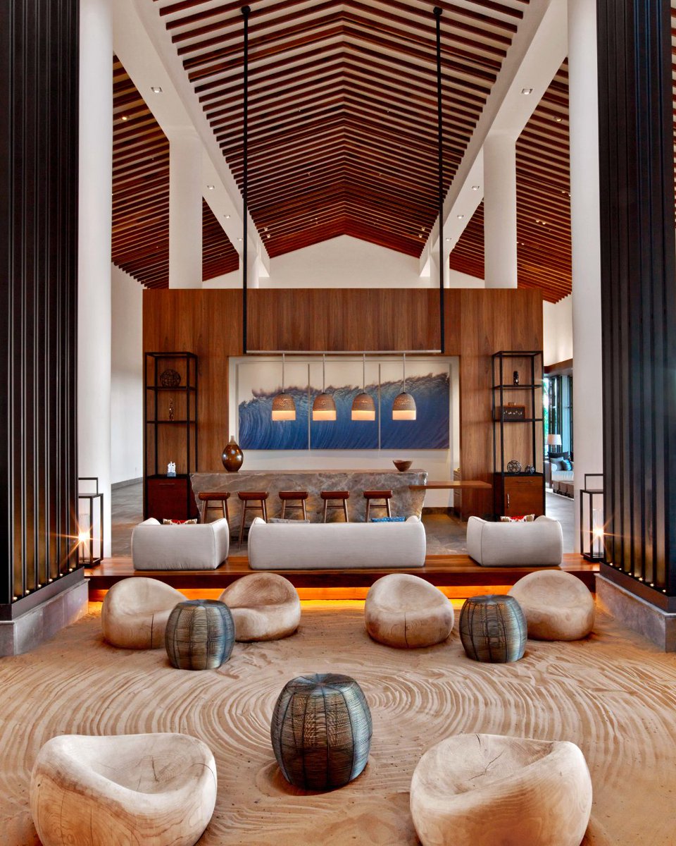 inspirato's tweet photo. Effortlessly refined, endlessly relaxing, and exactly how a Hawaiian escape should feel.

The Andaz Maui at Wailea Resort boasts fifteen oceanfront acres on Maui’s coveted Wailea coastline. With ocean views from the cascading infinity pools, and evenings that begin with sunset cocktails and end at Morimoto Maui. 

Explore this property at https://t.co/e0qAIUq2YF