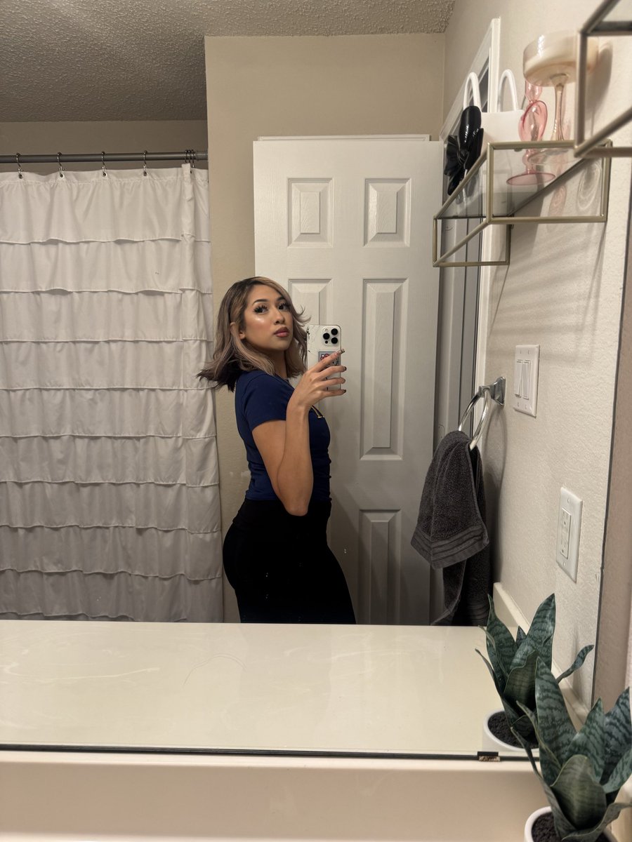 redcodxine's tweet photo. i don’t even use this app anymore 🥲 https://t.co/f8MDpbYmUz