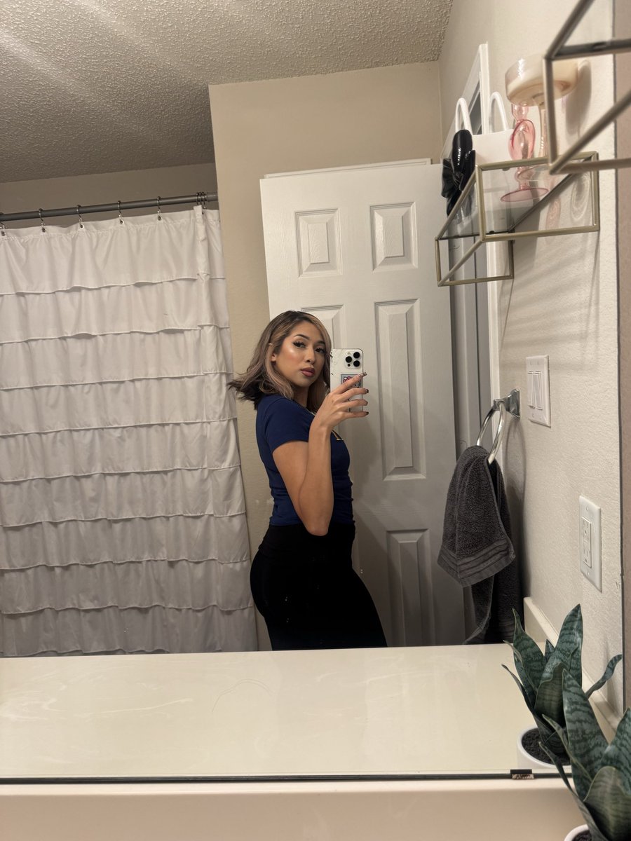 redcodxine's tweet photo. i don’t even use this app anymore 🥲 https://t.co/f8MDpbYmUz