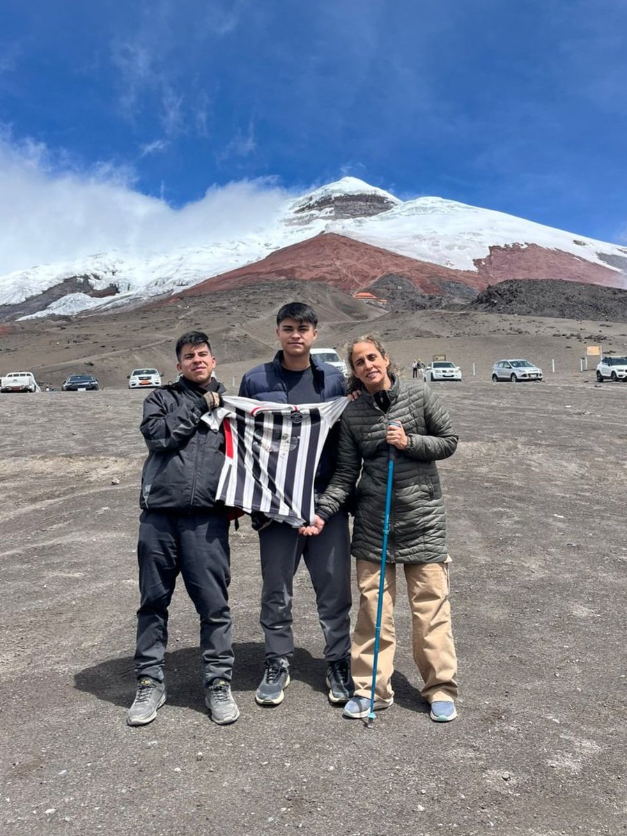 lukszzx's tweet photo. Con el Guma a todos lados, en las buenas y en las malas🏁🏁🏁❤️❤️
Desde Asunción a la mitad del mundo🇪🇨🫵🏻 https://t.co/gZRVxUgw01