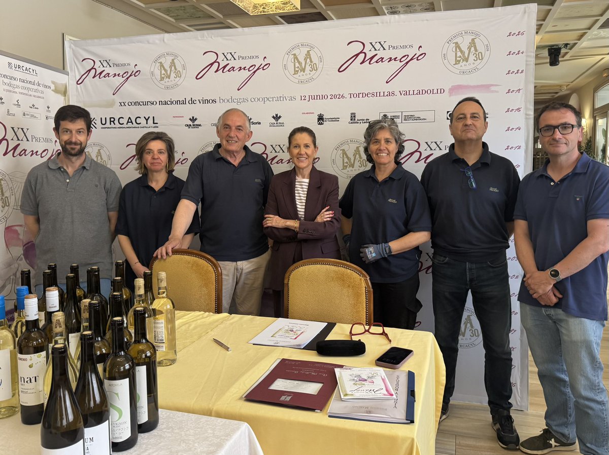 Premios Manojo tweet media
