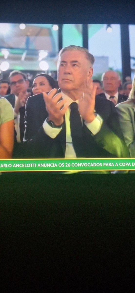 ROse_ROoh's tweet photo. Eu estou tal qual Ancelotti 
Genteeee pra que essa Papagaiada de abertura?
Que vergonha alheia 
Deixa logo esse homem falar os convocados, bjo e tchau... oxi
Já sabemos que Ney vai, então bora pra Copa 🇧🇷 https://t.co/j3uvBRnsNa