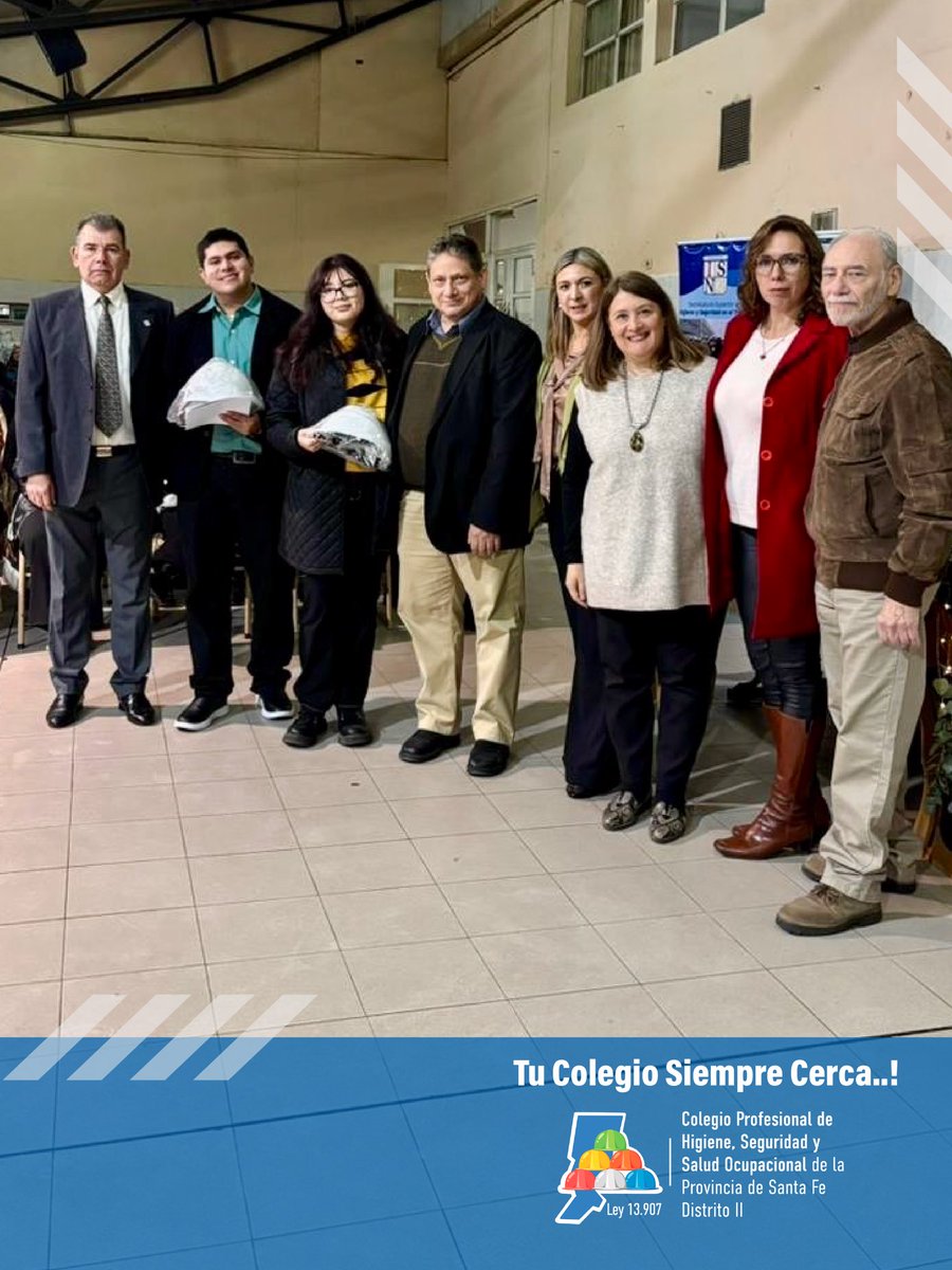 ColegioHyS's tweet photo. El viernes 15/05 participamos del acto de graduados de la carrera de “Técnico Superior en Higiene y Seguridad en el Trabajo” del Instituto Superior Héroes de Malvinas, en Villa Gobernador Gálvez. https://t.co/rXS8FXWcnu
