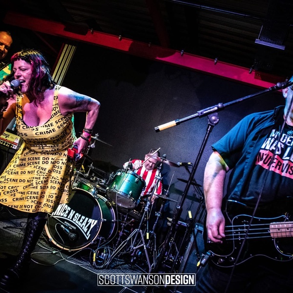 Goodmusicradio5's tweet photo. #nowplaying  The Puncturists @puncturists - 55 https://t.co/rI0km5pvGp playing mainstream music and the best indie music https://t.co/7NkZHA6IjS