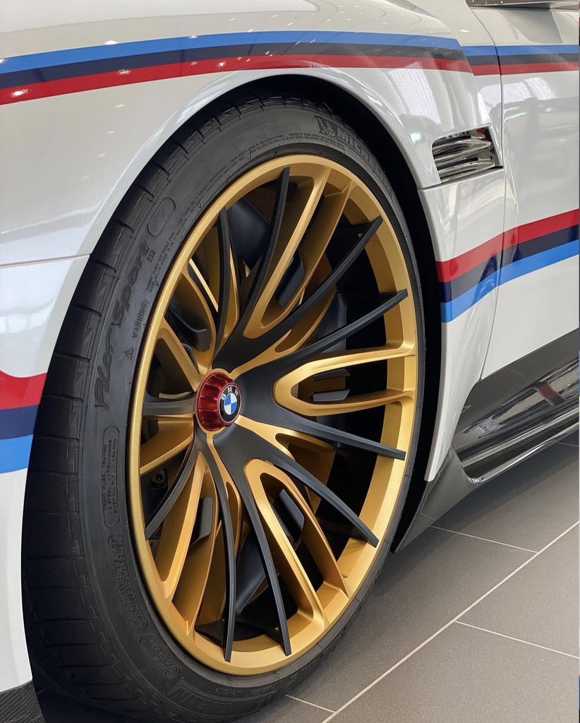 Unique Cars tweet media