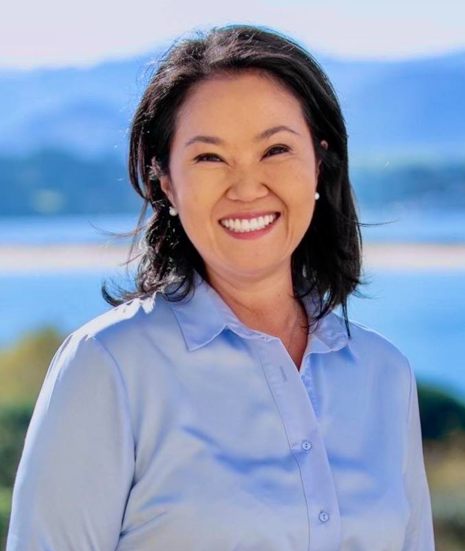 Renzogbc's tweet photo. Sobre los viajes de Keiko Fujimori a California, Beteta contó que la lideresa fujimorista visitó las sedes de Apple, Intel y Visa, en Sillicon Valley, lo cual califica como una capacitación y justifica el uso del fondo público. https://t.co/4fYKPRPHNw