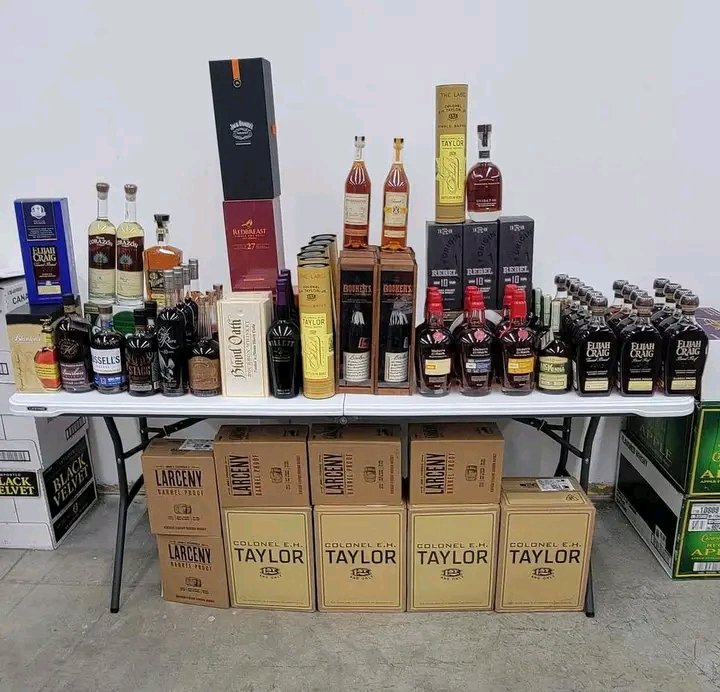 RealDanthebourbonmann tweet media