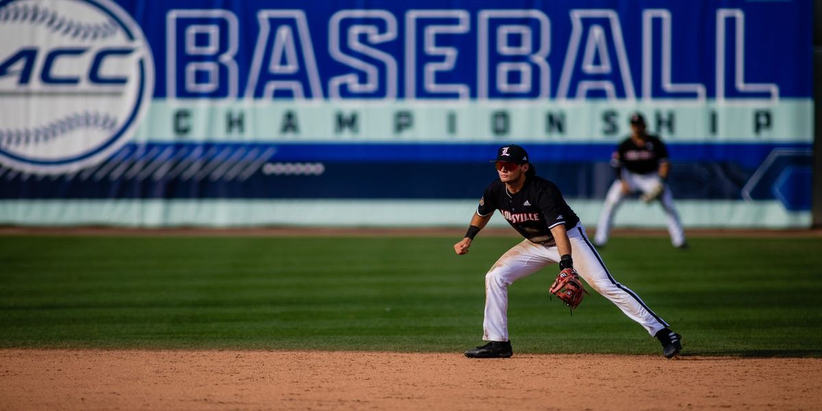 College Sports Wire tweet media