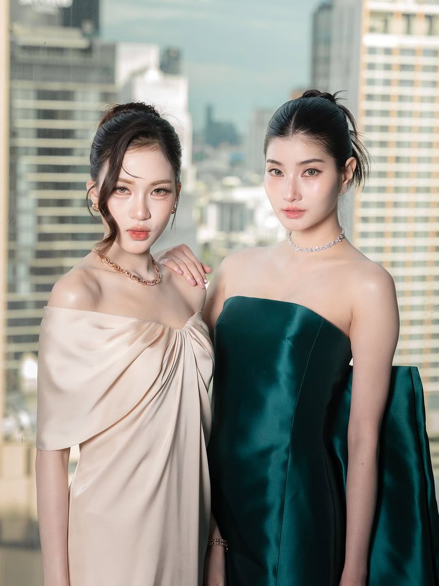 blejiebrasil's tweet photo. "Parabéns a todos os vencedores do Prêmio Nataraja! ✨ Obrigada por me darem a oportunidade de participar deste evento."

📸| Pangjie via Instagram.

#BleJie   #Mable_Siriwalee #pangjiewr  #แป้งจี่ปภาวรินท์ #clairebell
BLEJIE AT NATARAJA 17TH
#นาฏราชครั้งที่17xBLEJIE https://t.co/S80jULfCB9