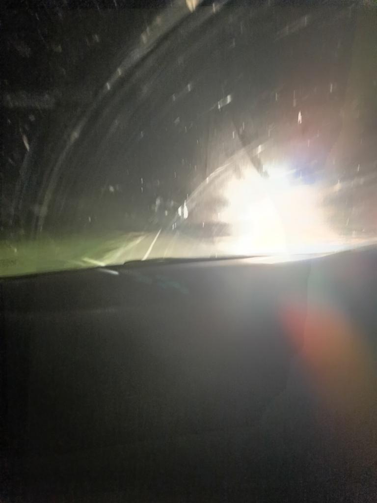 RobertAnguzu's tweet photo. Night driving along Gulu -Kampala Highway is not for the fainthearted, but the brave; possesed with the spirit of darkness. It is characteristic of all drivers to drive fast with full headlights that dazzle the eyes. Is it surprising that many accidents occur on this road? https://t.co/FMgSniT78V