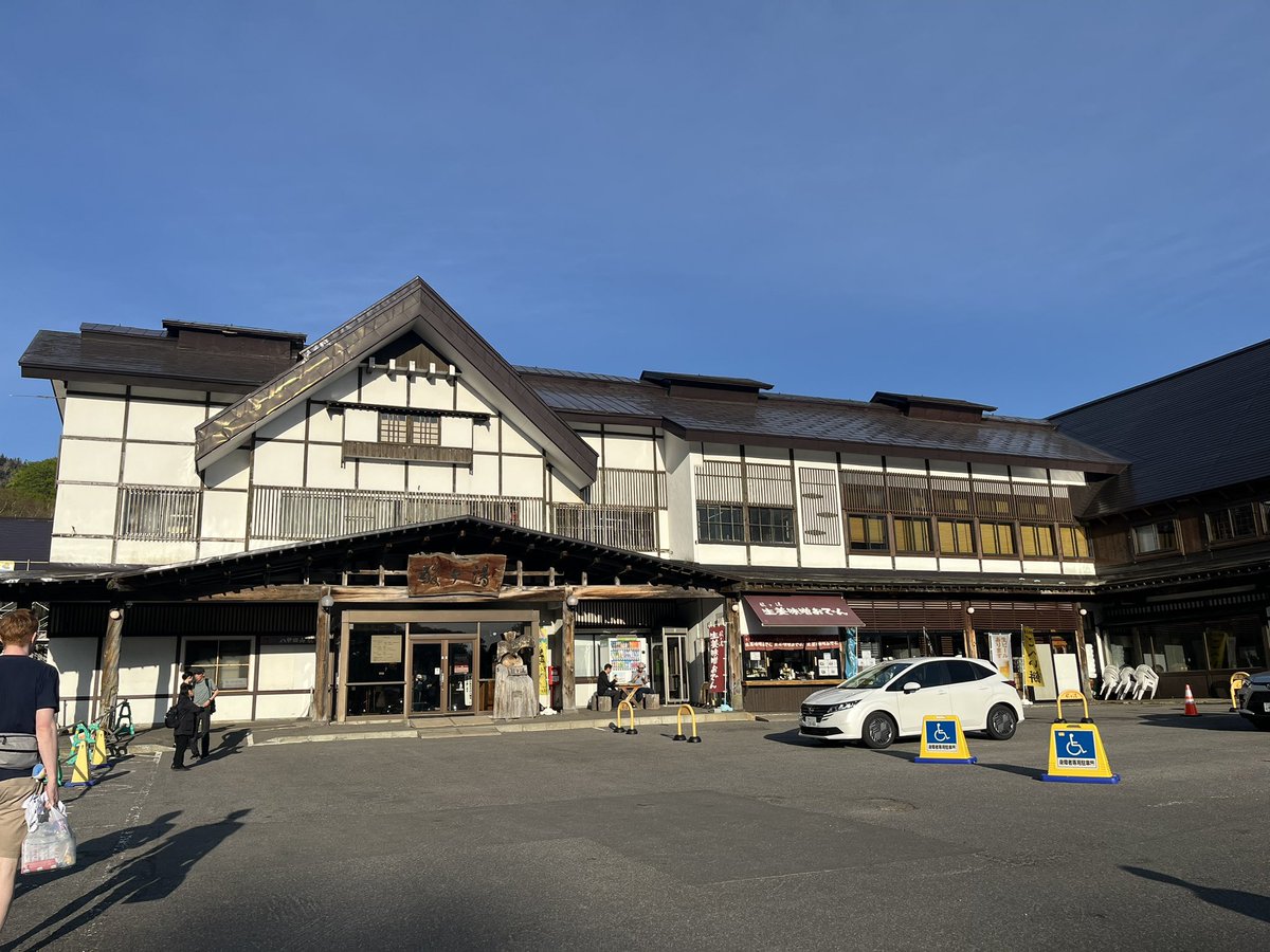 mitsuandersoonvenish tweet media