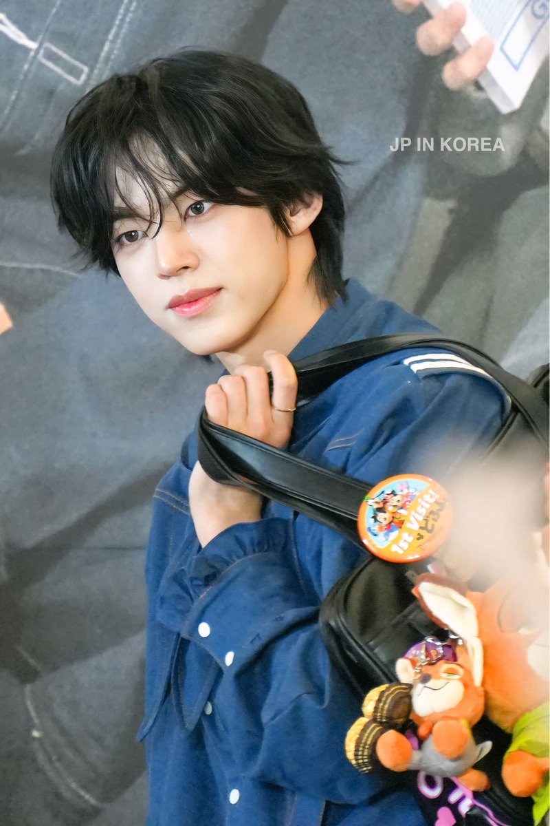 jpinkorea's tweet photo. TWS 5th Mini Album fan sign event 260517

#도훈 #DOHOON #투어스 #TWS https://t.co/nTIz4TFBPg