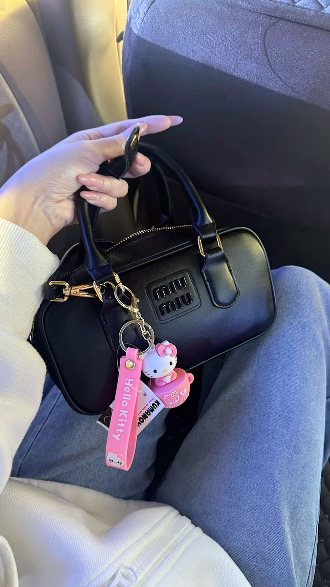 adrigalx's tweet photo. bolsas lindas &amp; estilosas da shopee e SHEIN que você não sabia que precisava 🙂‍↔️💫 
- a thread https://t.co/ffKef5bhqH