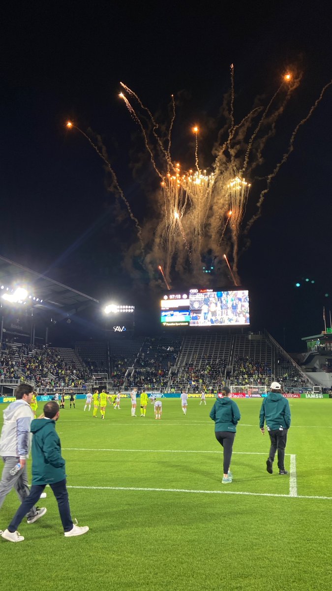 Rational360's tweet photo. Great night at Audi Field for the Rational 360 spring social, cheering on the @WashSpirit  ⚽

A great opportunity to spend time together and enjoy an exciting match in DC.

Looking to kick off your next career move? Explore opportunities: https://t.co/CujIIGqUnQ https://t.co/Kxsdu50ntQ