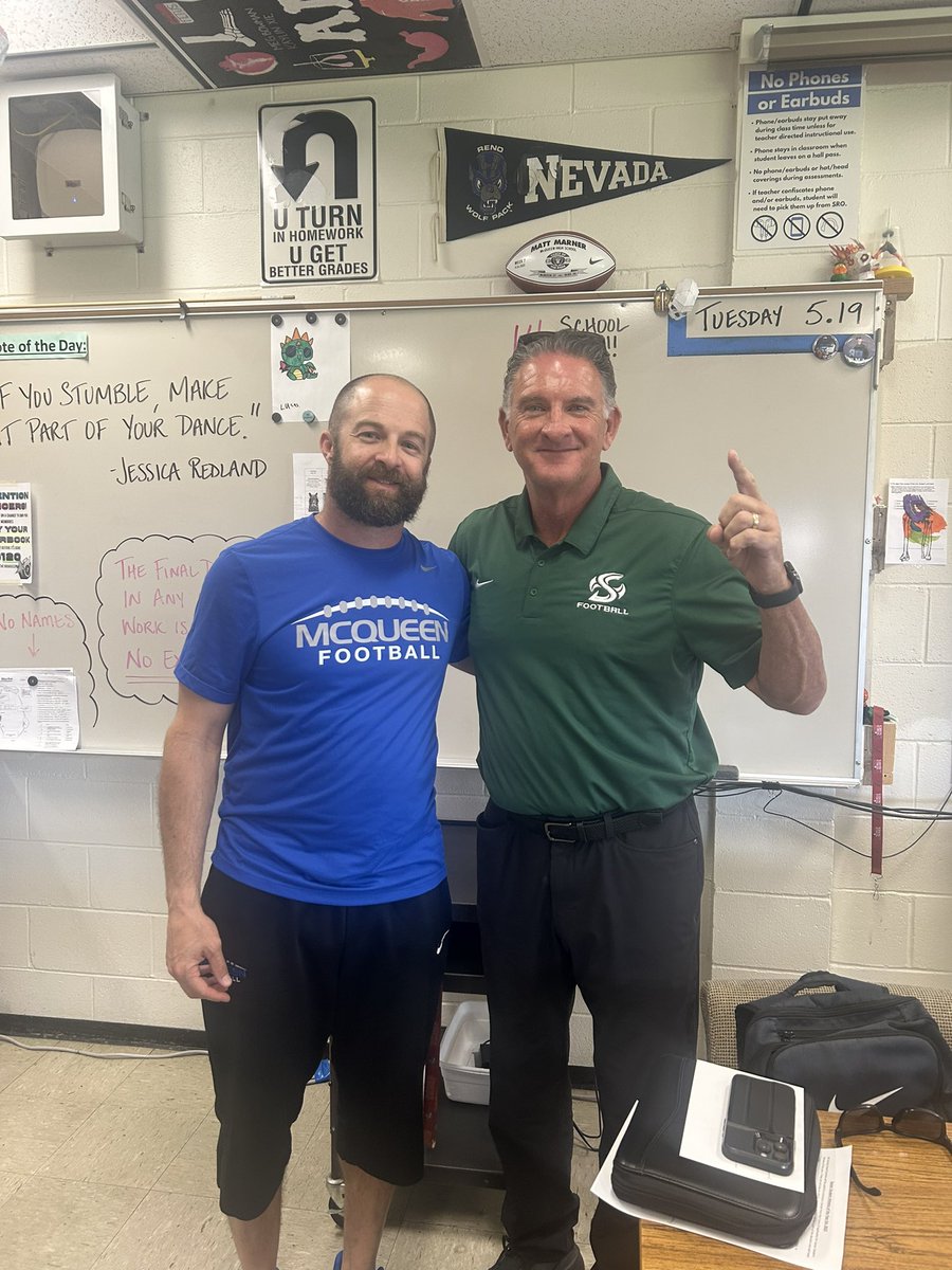 marner_28's tweet photo. Big thanks to @Angus_McClure for stopping by McQ today to talk @SacHornetsFB with us! Look forward to seeing you again soon. #LancerPride #StingersUp https://t.co/u5cx46ynth