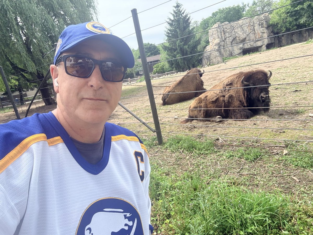 john_bigenwald's tweet photo. @NateGearySports I watched Game 6 during a wedding at a Bison Ranch. I went to the zoo today… https://t.co/6Im602OTBG