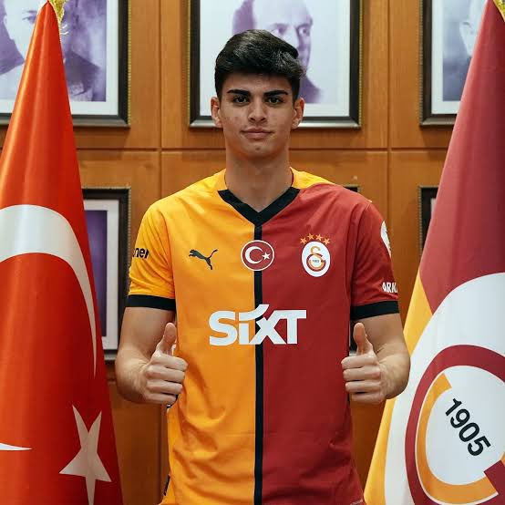 222CİMBOM tweet media
