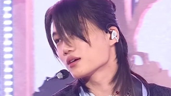 ⋆˚ kar꩜lin ｡⋆ tweet media