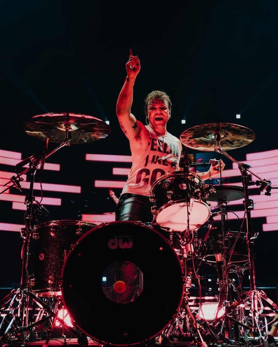 Luke Source tweet media