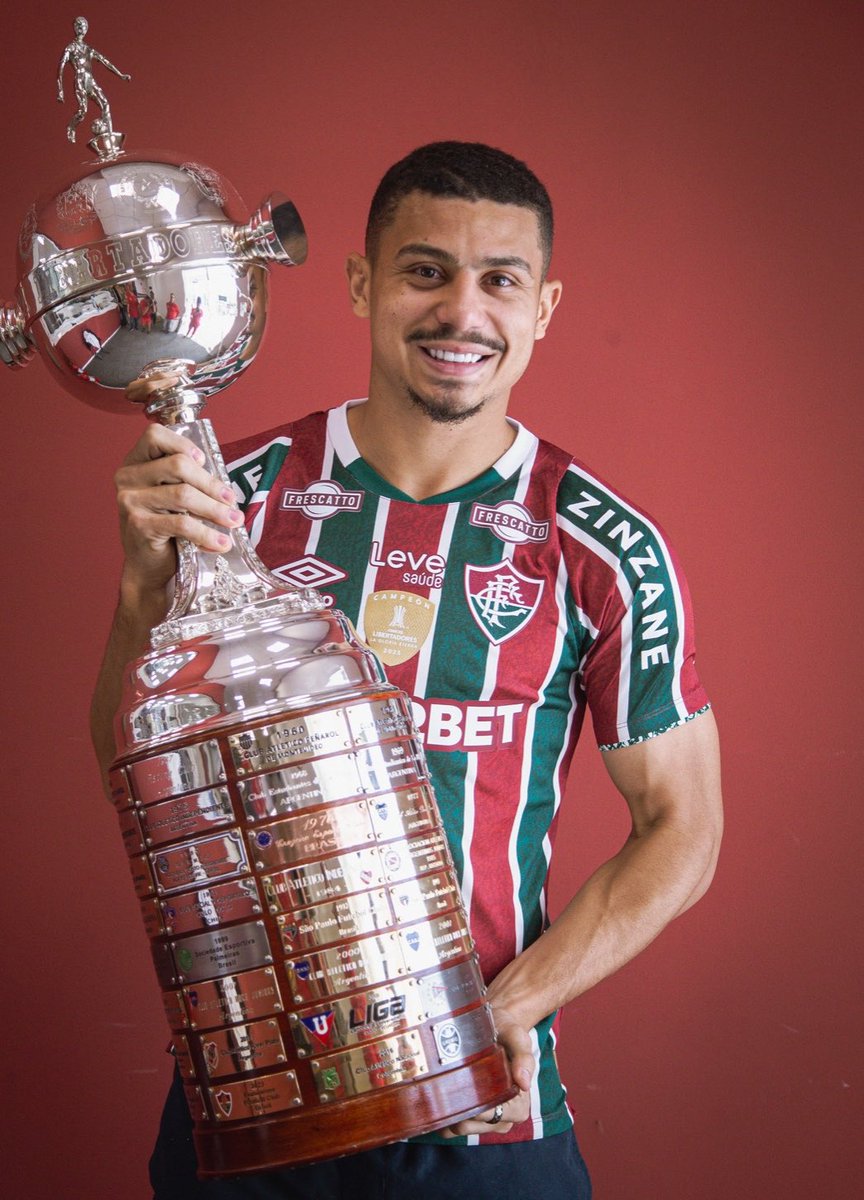 peixe.senpai23 tweet media