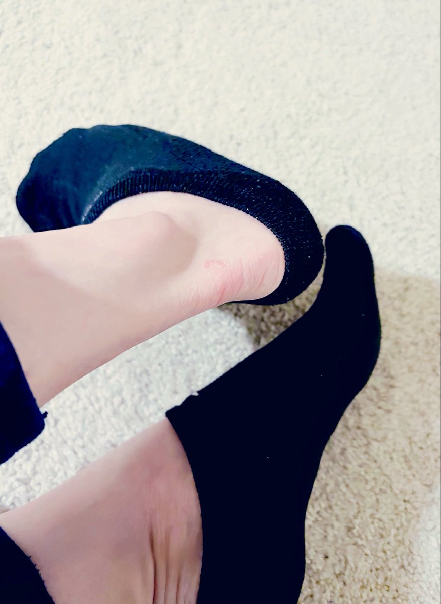 三线女作家 Chloe Zheng tweet media