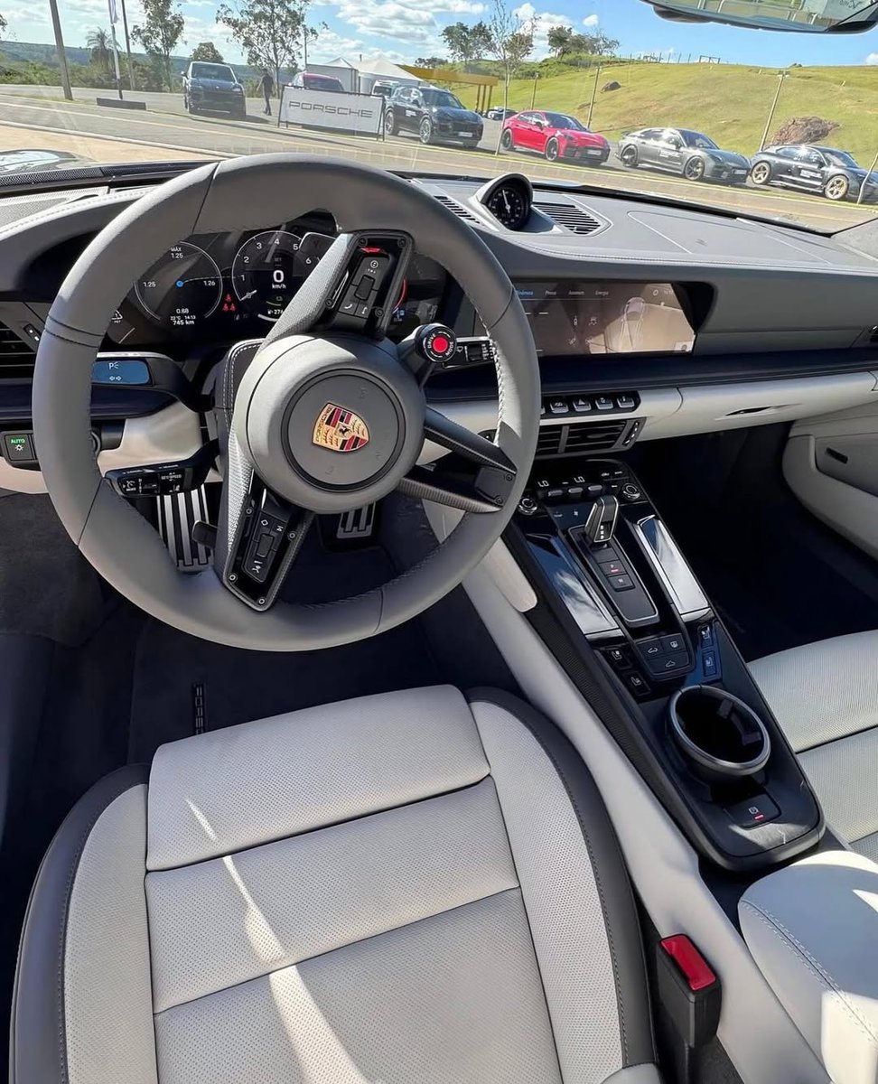 Throttle Cars tweet media