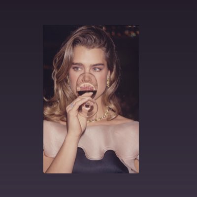 ℬ𝓇ℴℴ𝓀ℯ. tweet media