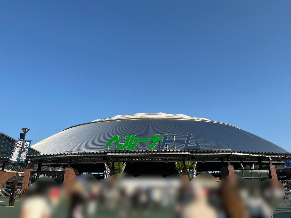 emxiir's tweet photo. 初ベルーナドーム！
韓国語と日本語を交えてのMCはさすがチャンミンでした！
かなり直前の発表だったけど、たくさんのBigeastが集まってて嬉しかった〜🎈

#ASEA2026 https://t.co/zK8vY6MMqr