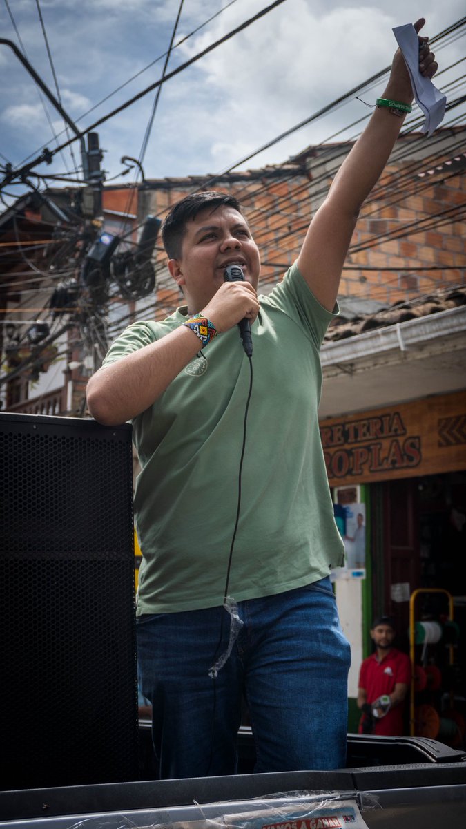 Cesar Oviedo tweet media