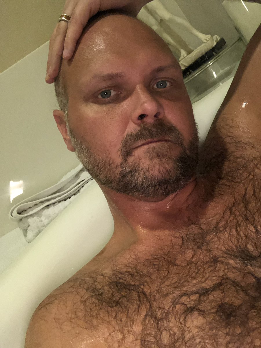 Phxpigboy tweet media