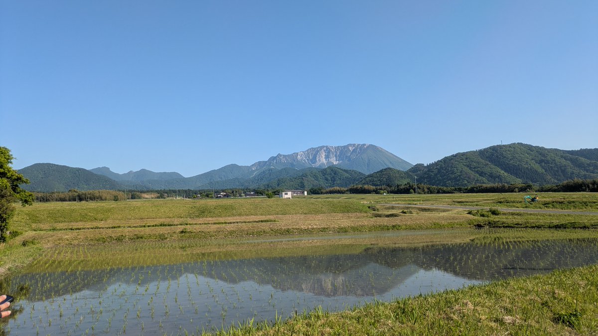 GoMaki55's tweet photo. 今年はオダキン１２ケ月賞が目標なのですが、５月分はBRM516姫路400kmぷかぷか温泉ライドで達成❣
素晴らしい大山の眺めと皆生温泉にどっぷり♬
晴れブルベで何年か越しにやっとお題回収できました。 https://t.co/ApJFHeTiRq