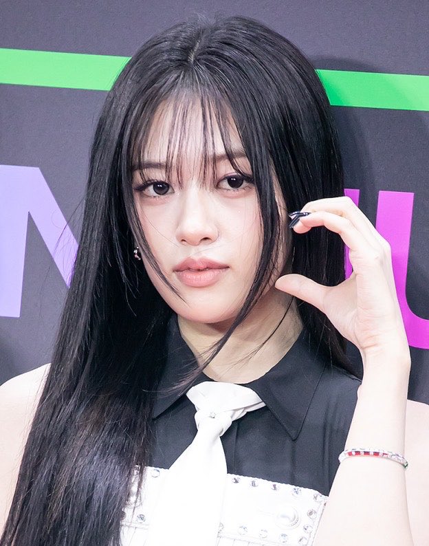 no context yujin tweet media