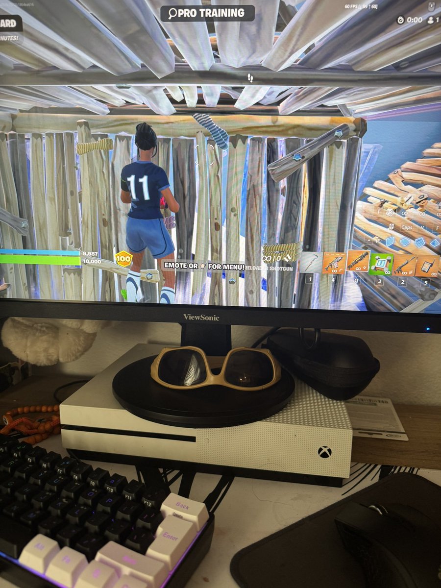 srpicant's tweet photo. @fazerfn @k1ng @tallami1 @ShindeNgg seguime chee https://t.co/FmdaBvtzuI