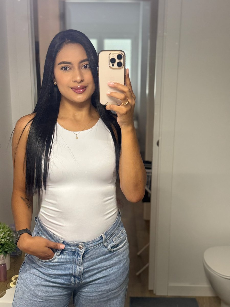 Diana Sofia. tweet media