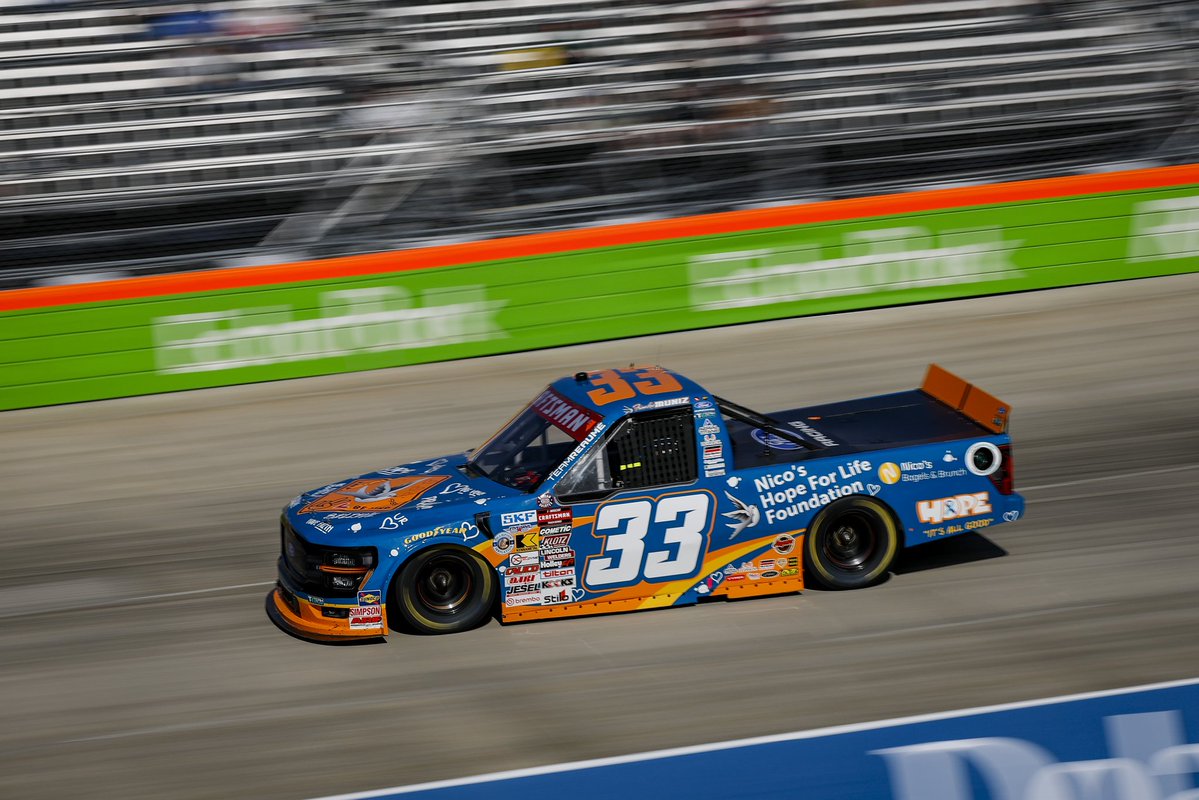 Frankie Muniz tweet media