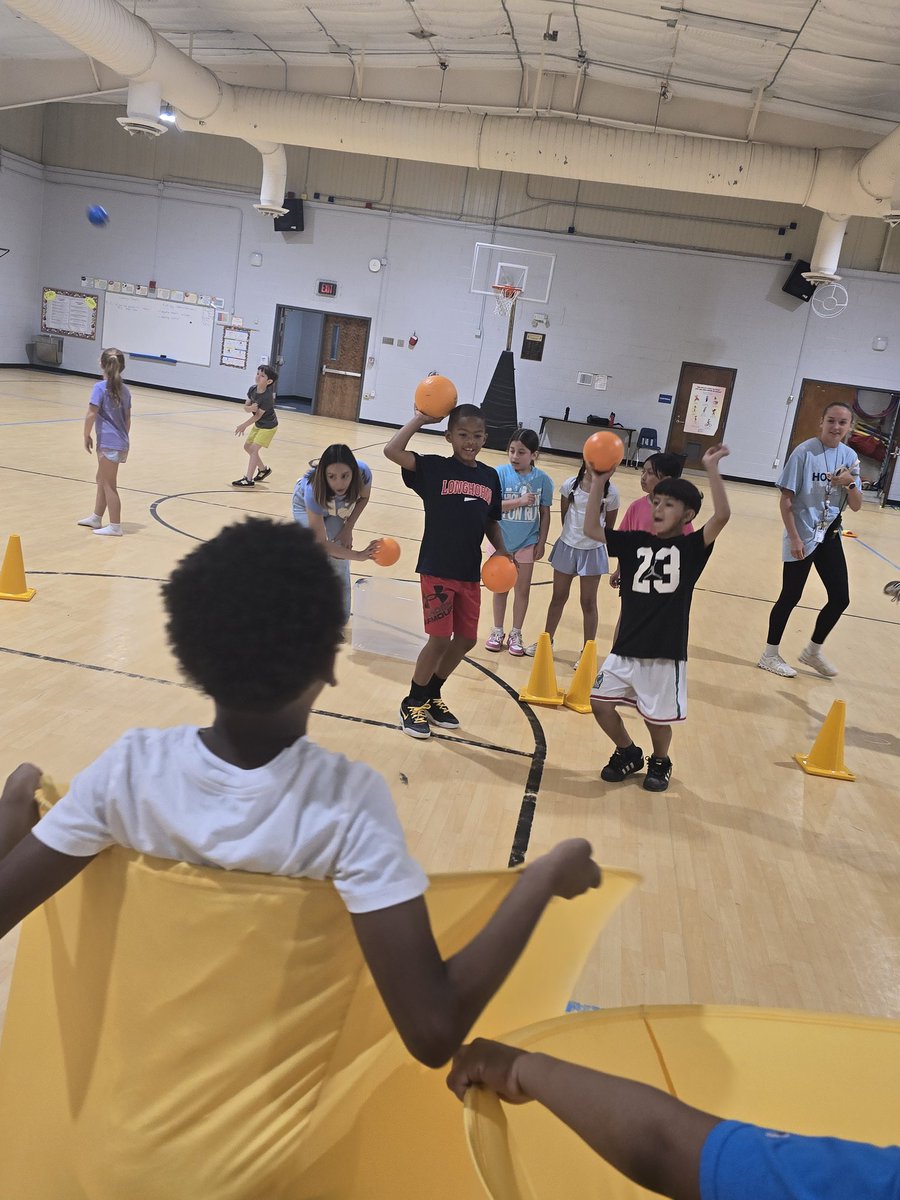 HPointPrincipal's tweet photo. @HighPointFCS field day was filled with smiles, teamwork, &amp; unforgettable memories!  Thank you to our staff, volunteers, &amp; families for helping make the day such a success. What an amazing way to celebrate the end of a fantastic school year! 🎉 #ElevatingExcellence @alexbatesedu https://t.co/f8A7elMQvy