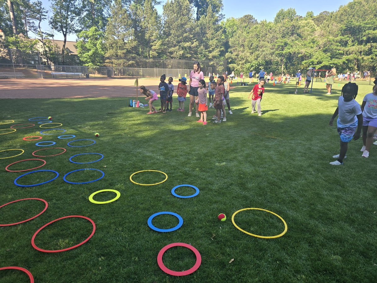 HPointPrincipal's tweet photo. @HighPointFCS field day was filled with smiles, teamwork, &amp; unforgettable memories!  Thank you to our staff, volunteers, &amp; families for helping make the day such a success. What an amazing way to celebrate the end of a fantastic school year! 🎉 #ElevatingExcellence @alexbatesedu https://t.co/f8A7elMQvy