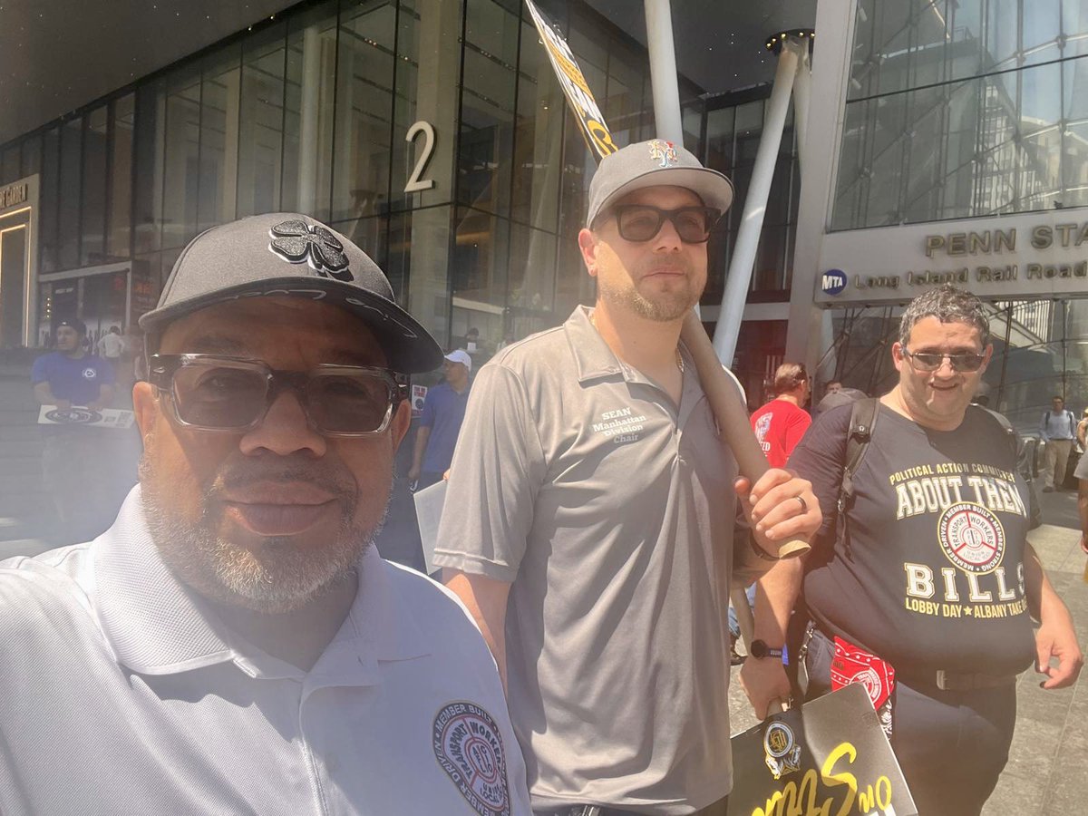 TWU Local 100 tweet media