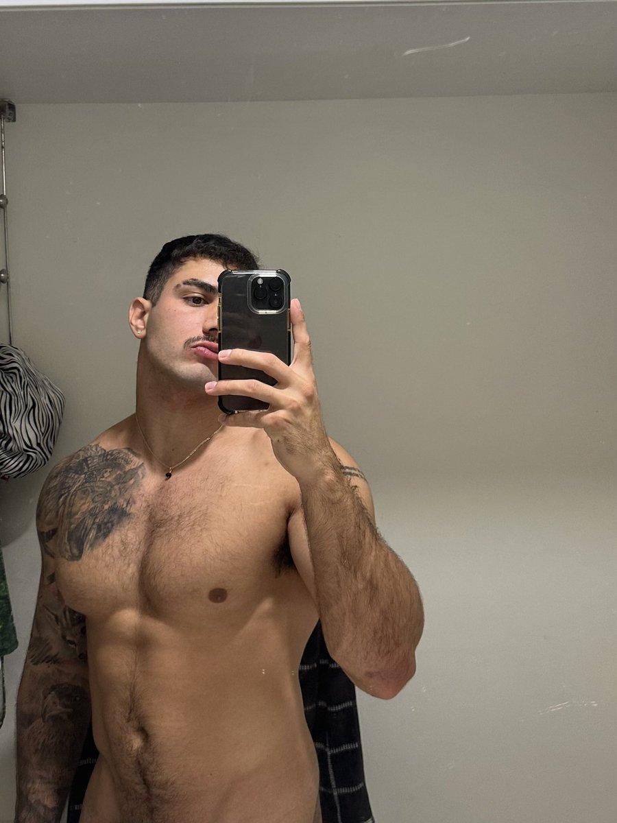 Angelo tweet media